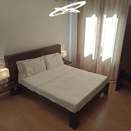 לינה וארוחת בוקר And San Giovanni 4*