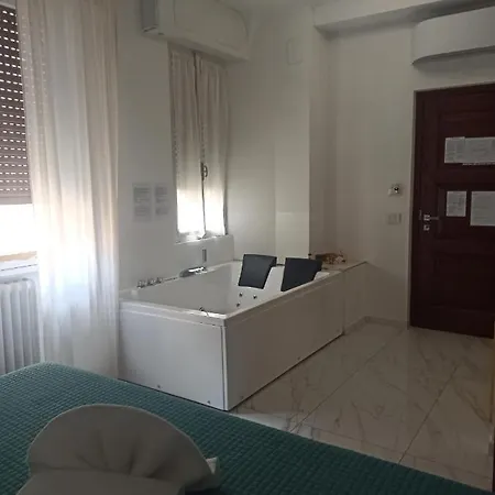 Alojamento de Acomodação e Pequeno-almoço And San Giovanni Roma